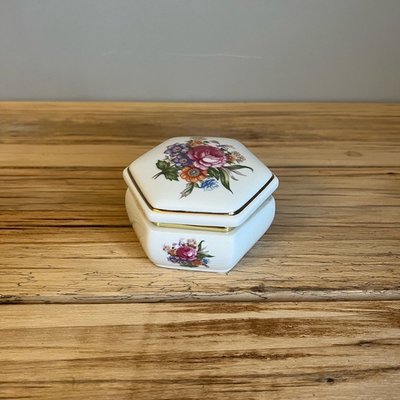 Colibri Jewelry Box Hinged Lid Hexagon Gold Trim Pink Roses Trinket Box - Picture 2 of 10